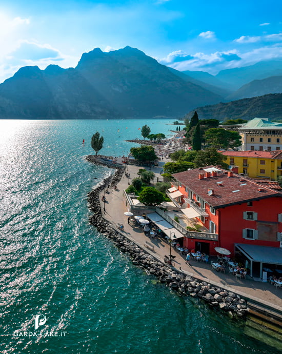 Torbole: Lo Spirito Irrequieto del Lago